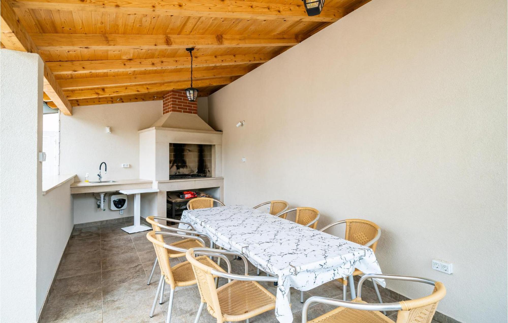 Nice Apartment In Dubrovnik With Kitchen Eksteriør bilde