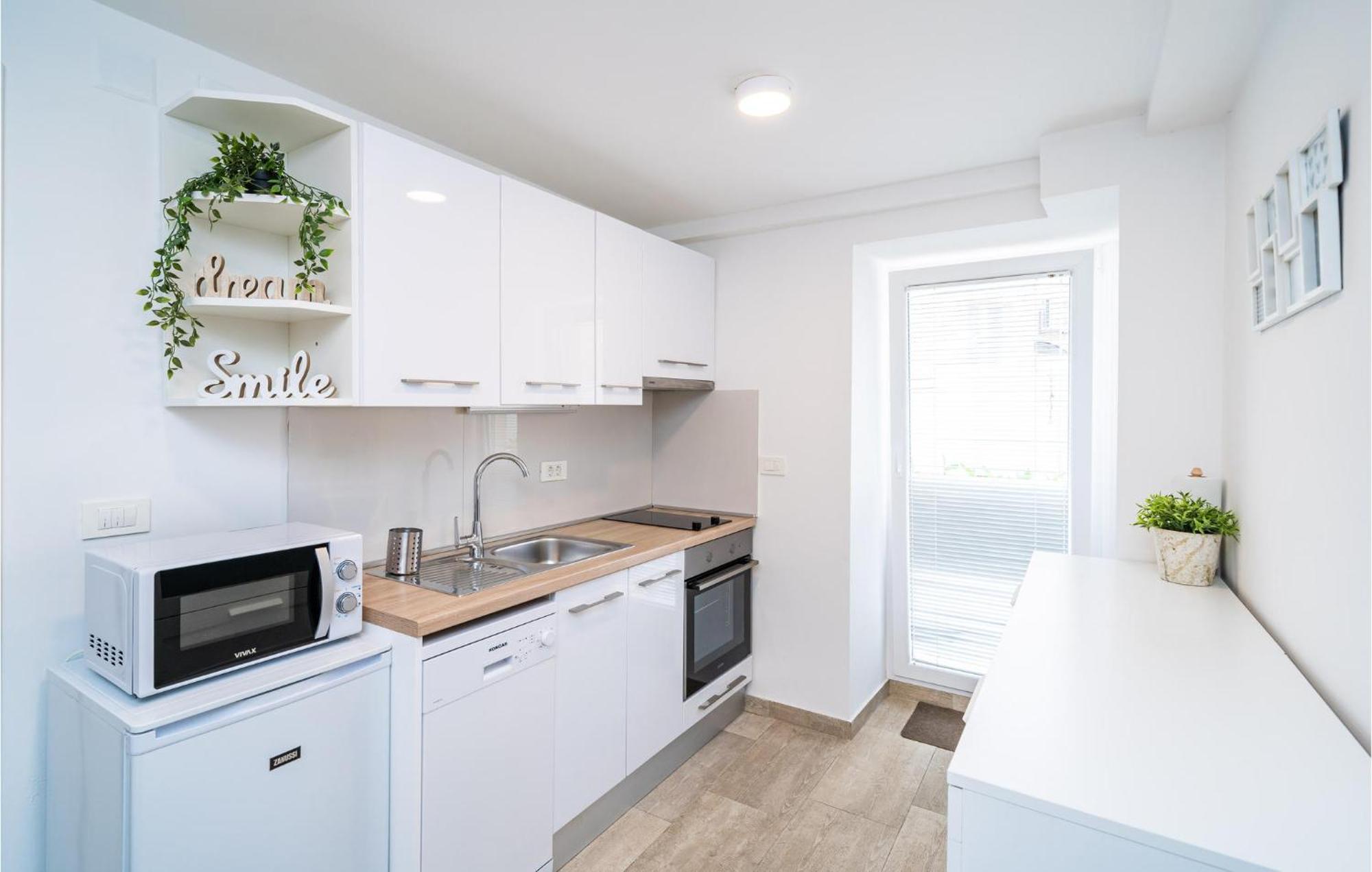 Nice Apartment In Dubrovnik With Kitchen Eksteriør bilde
