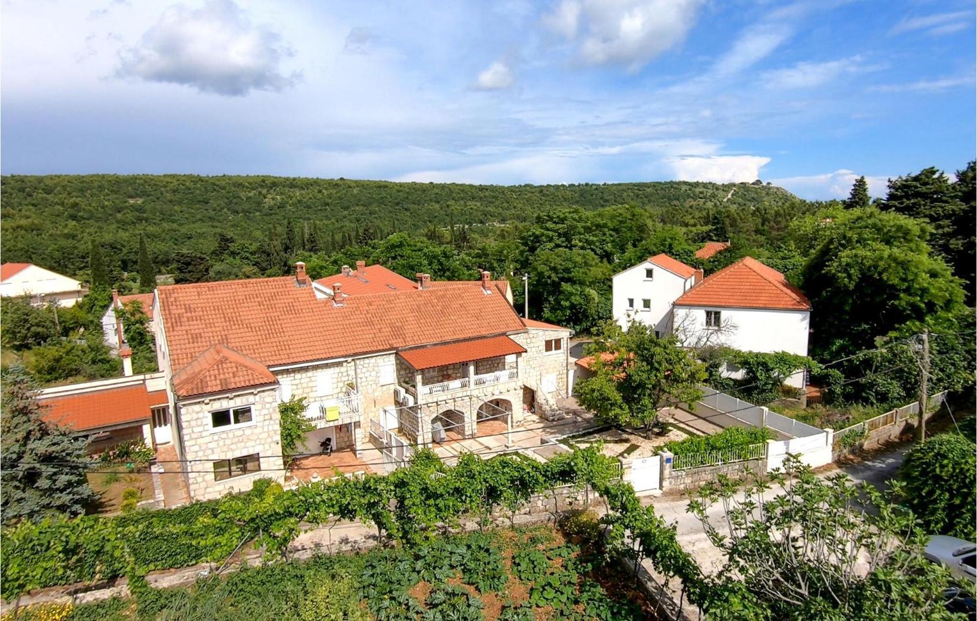 Nice Apartment In Dubrovnik With Kitchen Eksteriør bilde
